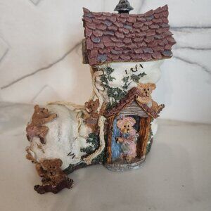 Boyds Bears The Bearstone Collection Classic Beary Tales Mother boot house chips